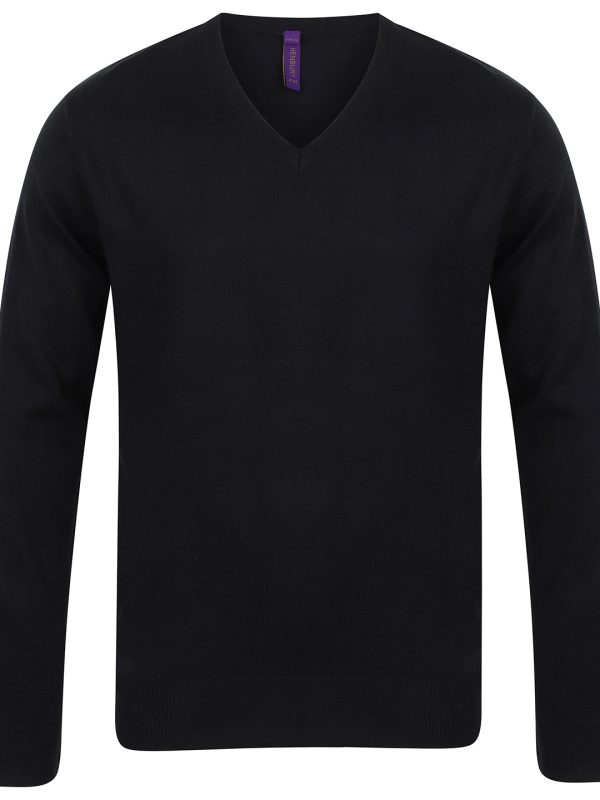 Black 12 gauge v-neck jumper