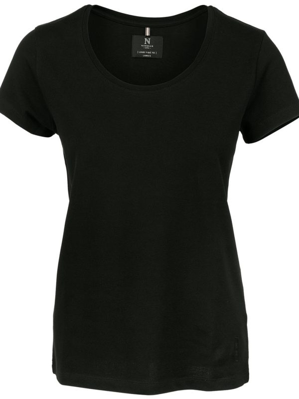 Black Women’s Danbury – the piqué tee