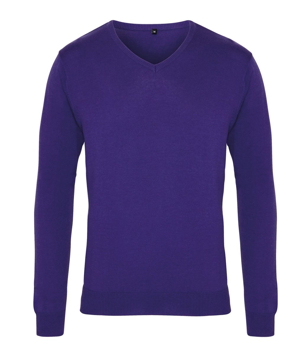 Purple V-neck knitted sweater