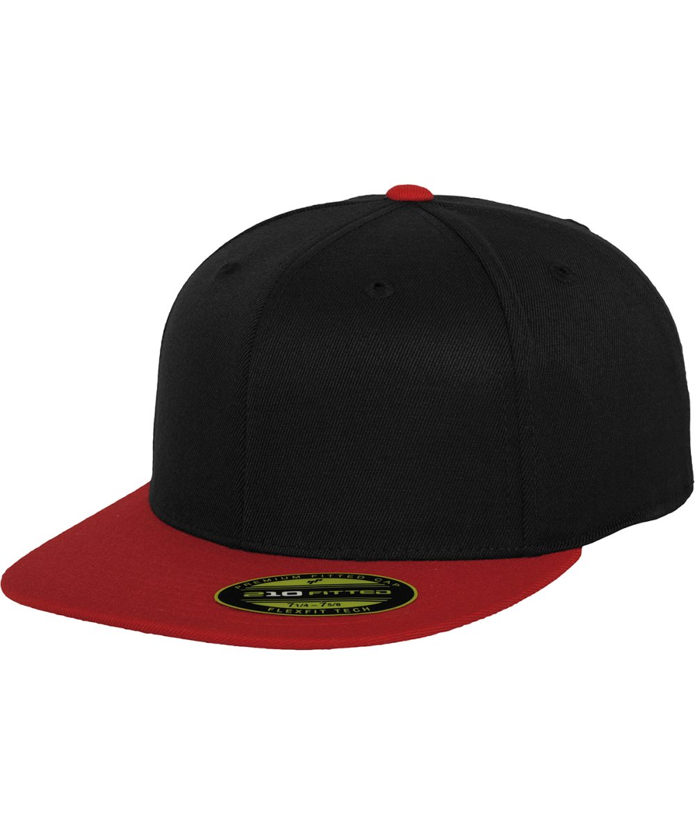 Black/Red Premium 210 fitted 2-tone (6210T)