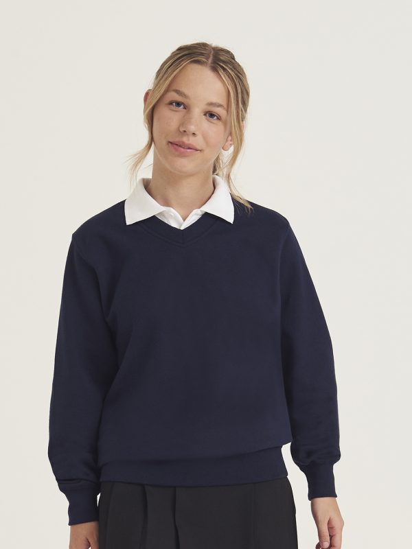 Senior Academy v-neck sweatshirt