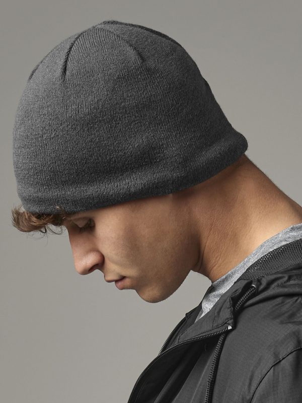 Water-repellent active beanie