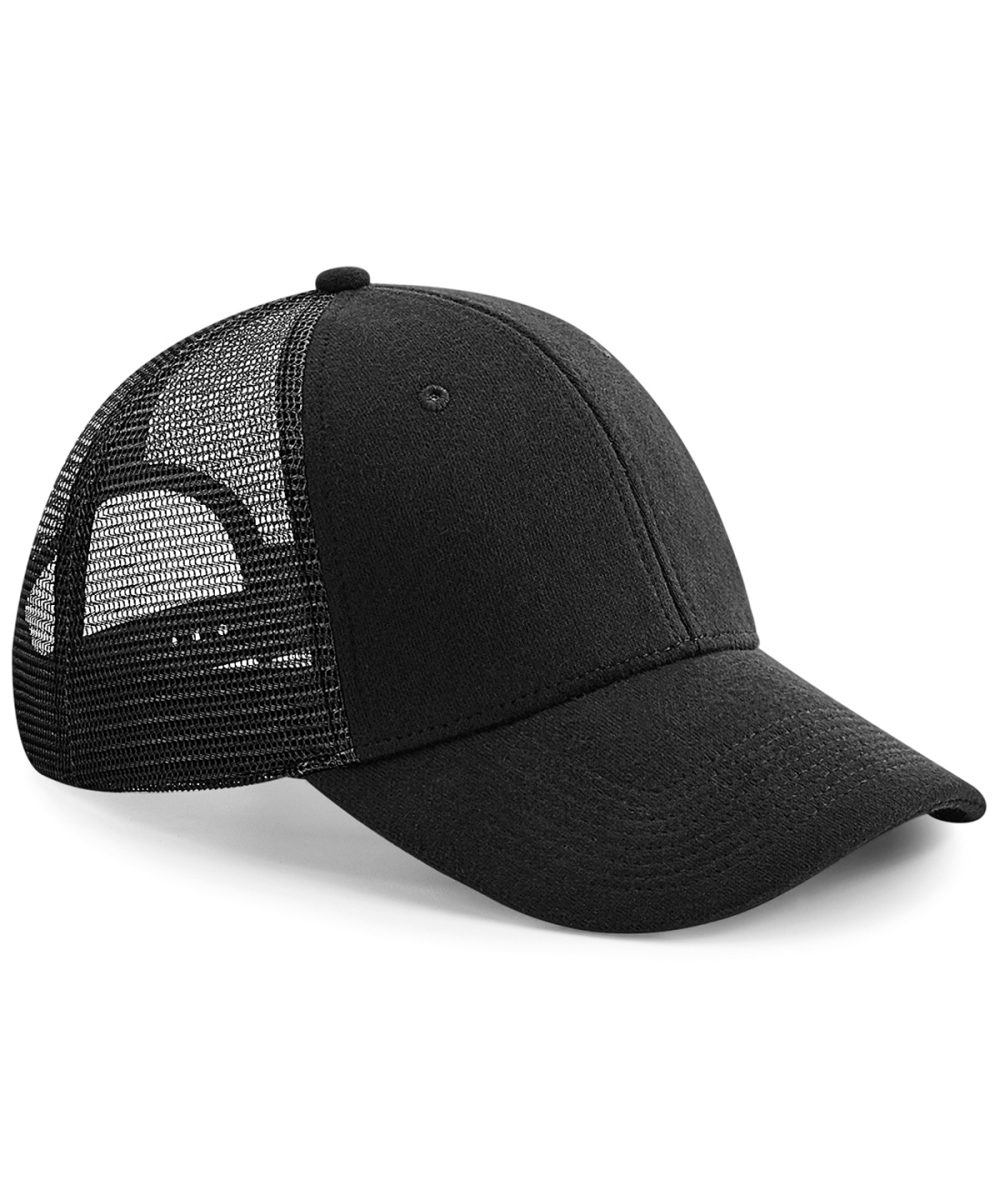 Black Jersey athleisure trucker