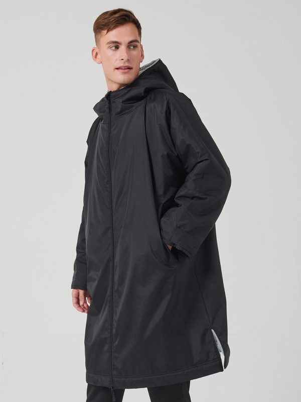 All-weather robe