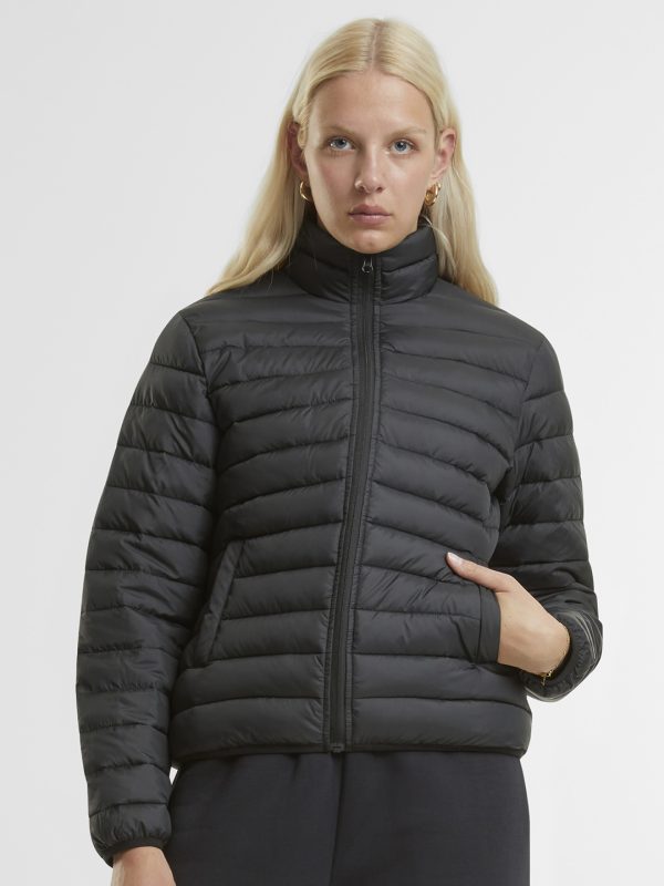 Women’s light puffer jacket