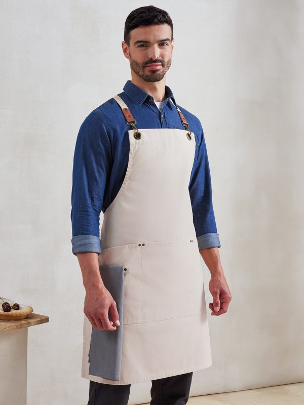 Clip ‘n’ Clasp cross-back bib apron