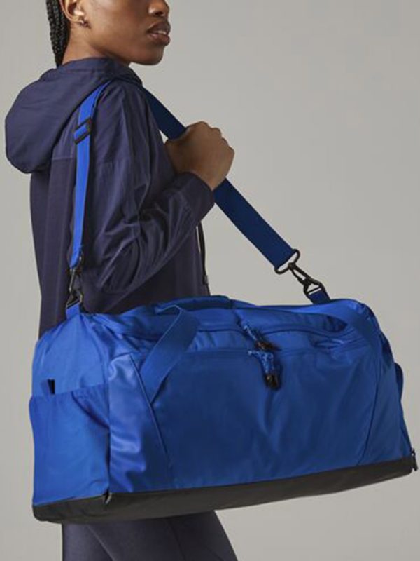 Multi-sport holdall