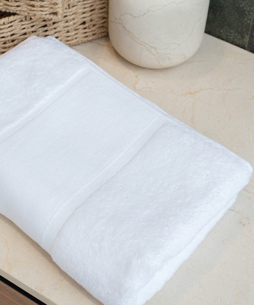 Organic bath towel with printable border