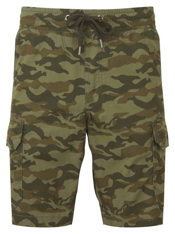 Green Men’s camo cargo utility shorts