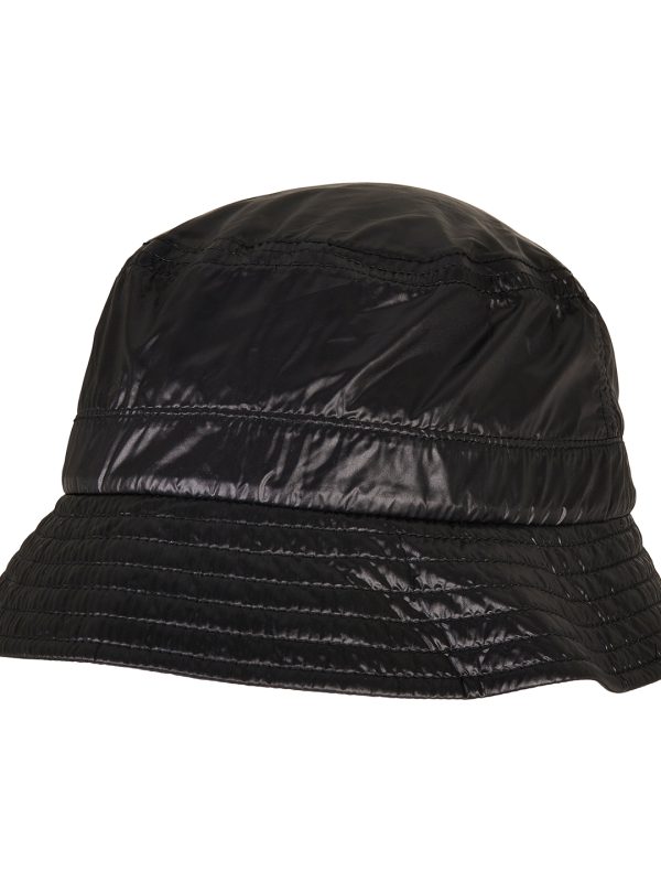 Light nylon bucket hat