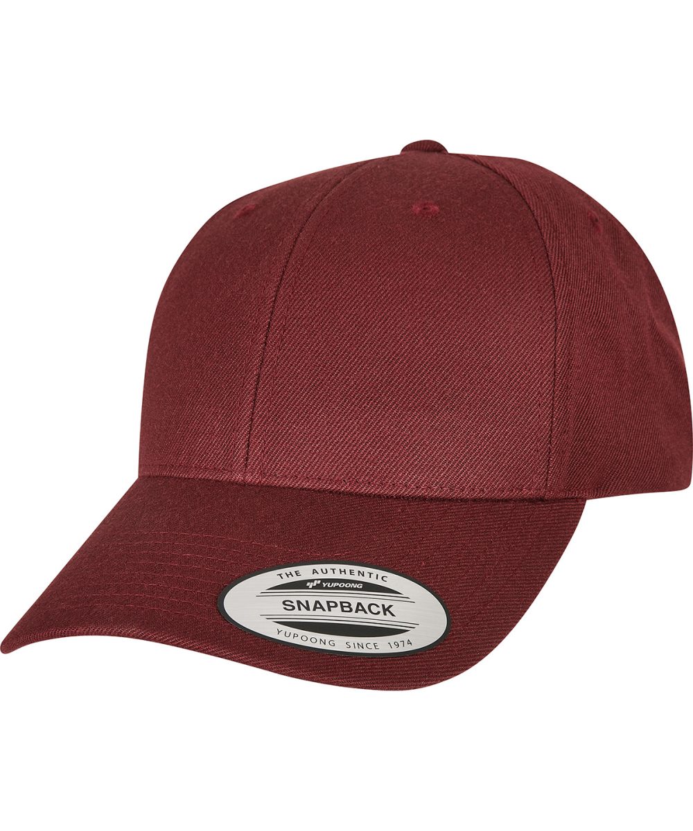 Maroon Premium curved visor snapback cap (6789M)