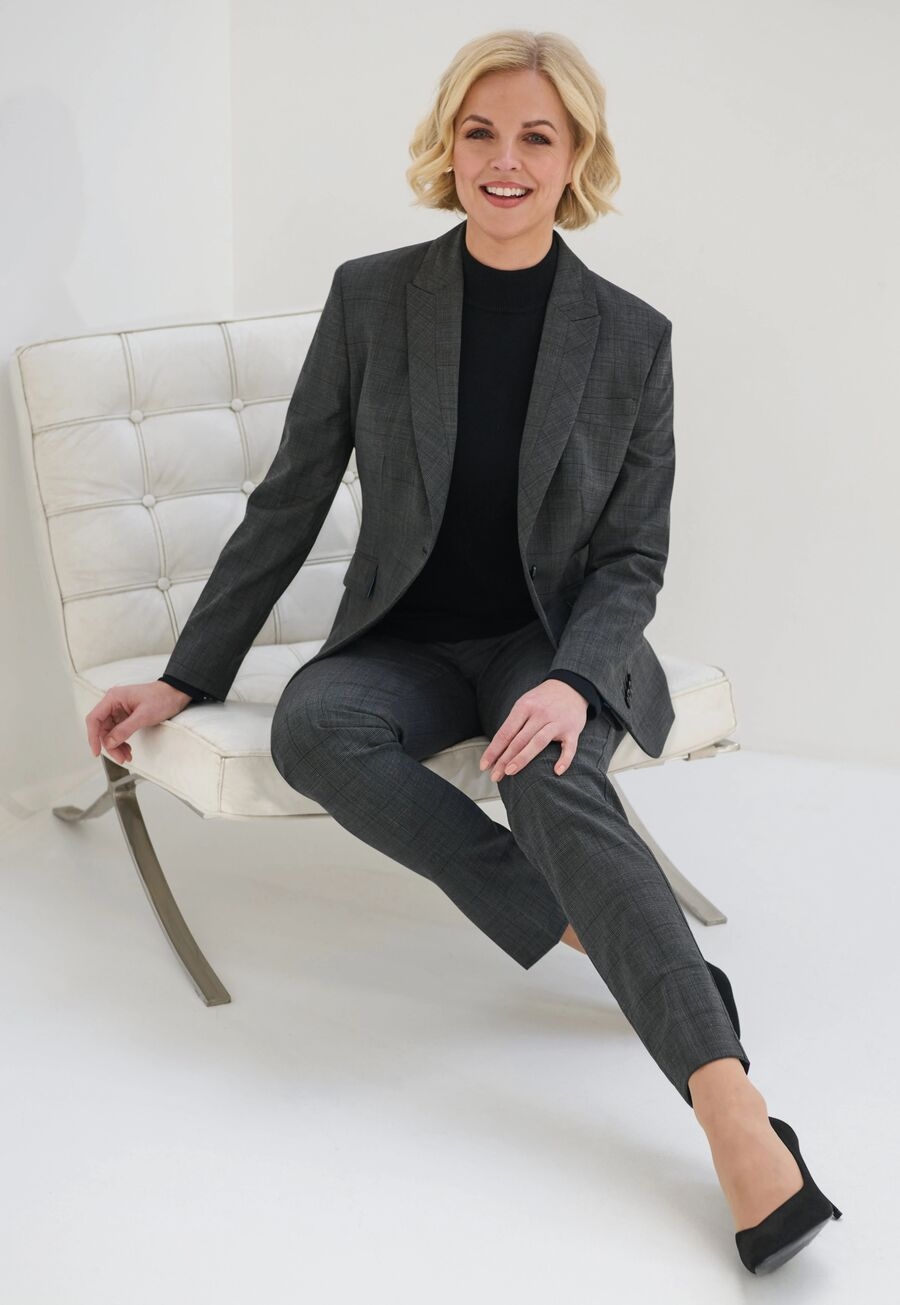 Golden Turtleneck Jumper - Image 8